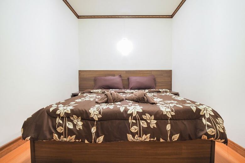 Hotel Oyo 836 Pk Residence