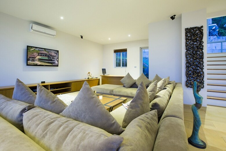 18 Bedroom Luxury Sea View Villas