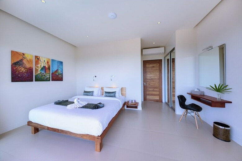 15 Bedroom Luxury Triple Sea View Villas