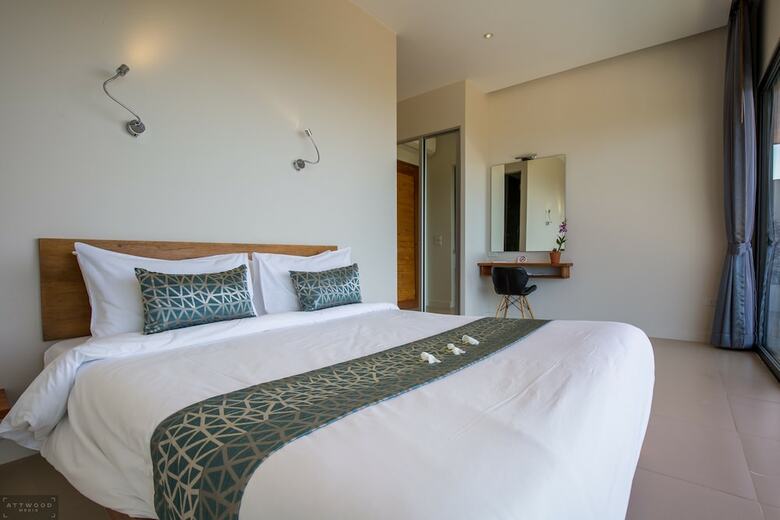 15 Bedroom Luxury Triple Sea View Villas