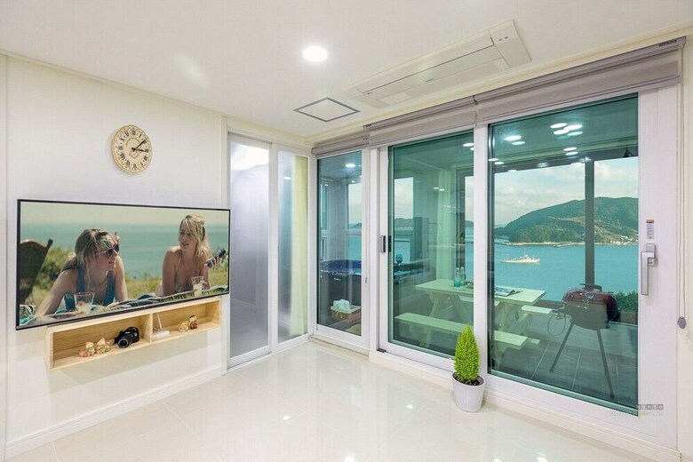 Arco Poolvilla Pension