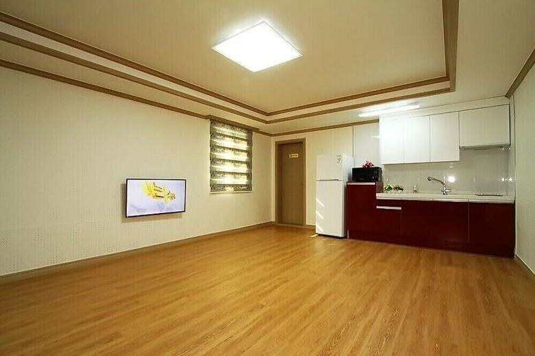 Walpo Donghae Pension