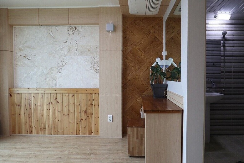 Jangmi (Blue Road Town Pension