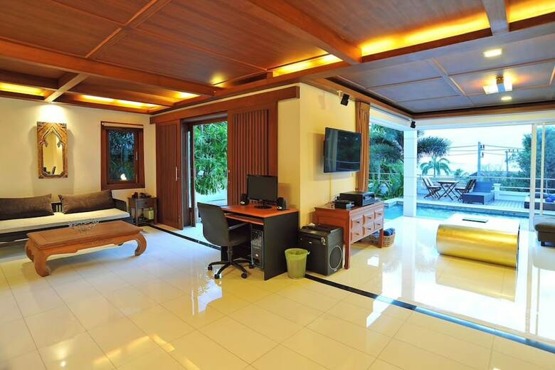 3 Bedroom Sea View Villa Big Buddha