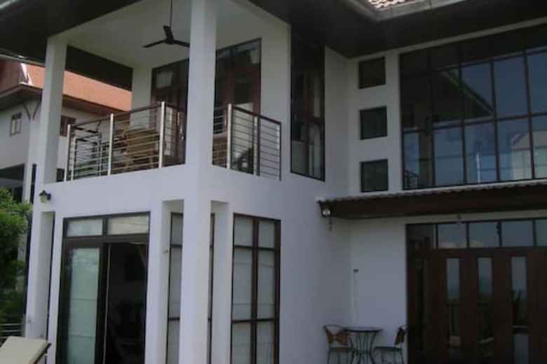 3 Bedroom Sunrise Sea View Villa Mussourie