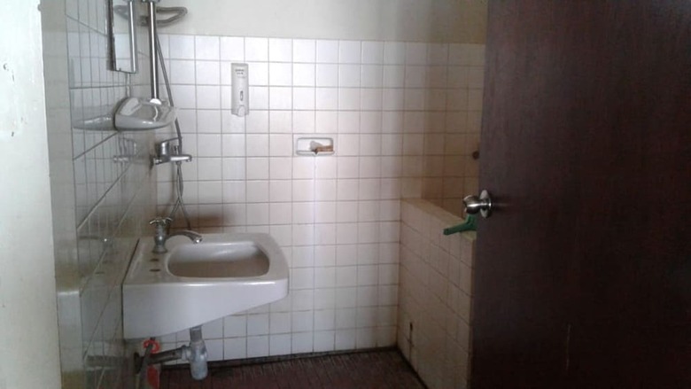 Bed & Breakfast Bunga Ayu Seaside Resort