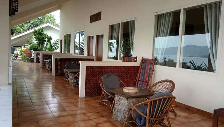 Bed & Breakfast Bunga Ayu Seaside Resort