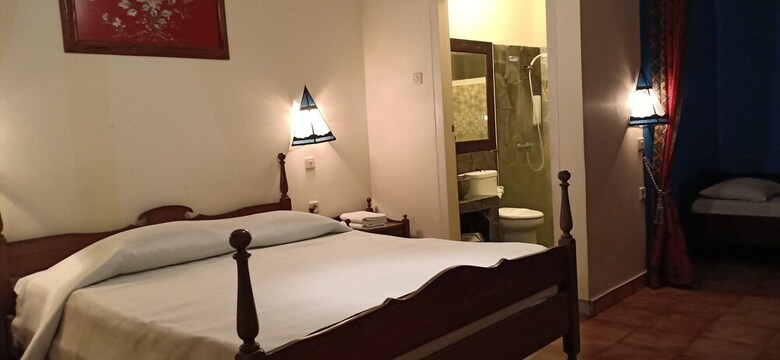 Bed & Breakfast Bunga Ayu Seaside Resort