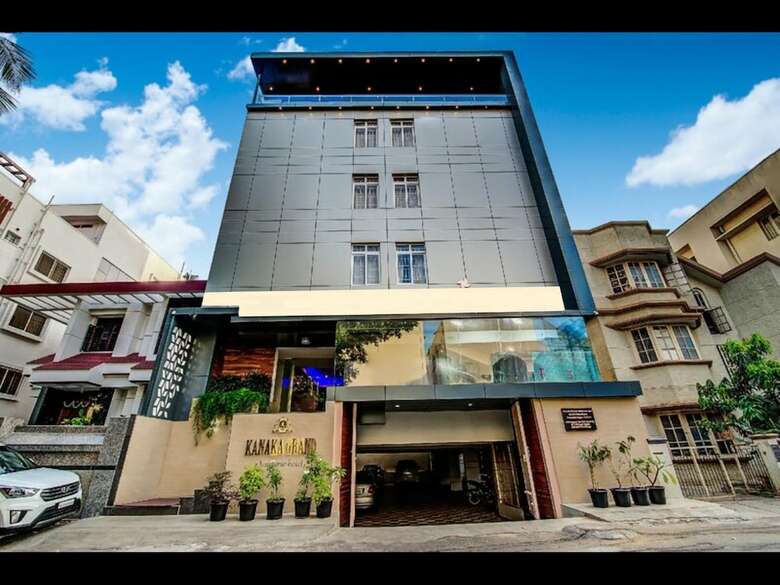 Hotel Kanaka Grand