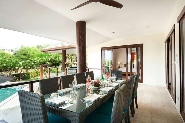 8 Bedroom Twin Villas On Samrong Bay Beach Front Resort