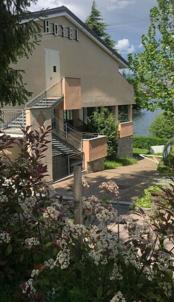 Hotel Chalet Del Lago