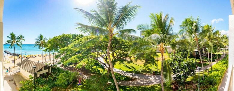 Apartamento Beachfront Studio On Waikiki Beach Ocean Views