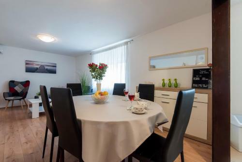 Apartment Luka Arbanasi