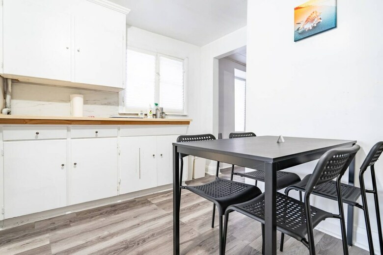 Bright Apartment In The Beaches