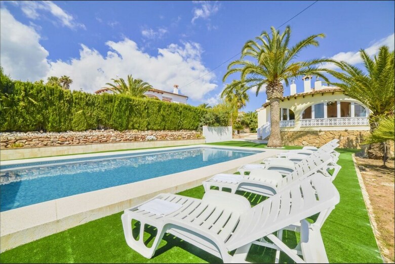 Villa - 3 Bedrooms With Pool And Wifi - 107478