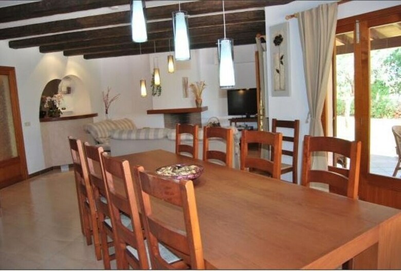 Villa - 5 Bedrooms With Pool And Wifi - 103974