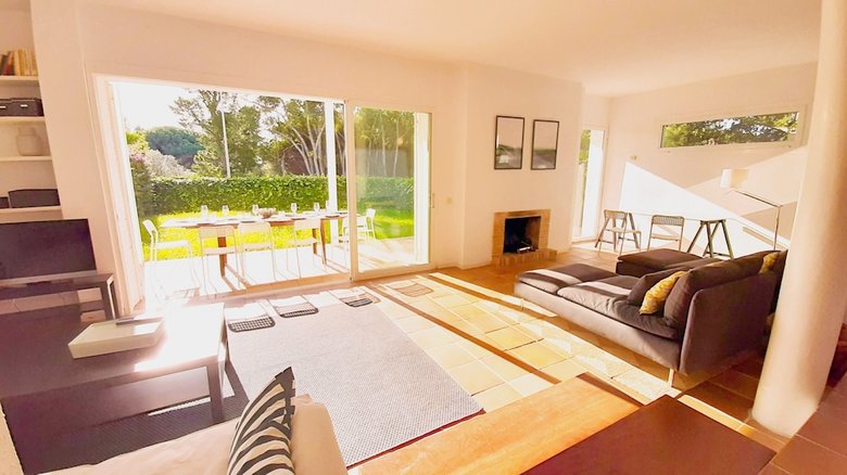 Villa - 4 Bedrooms With Pool And Wifi - 107985