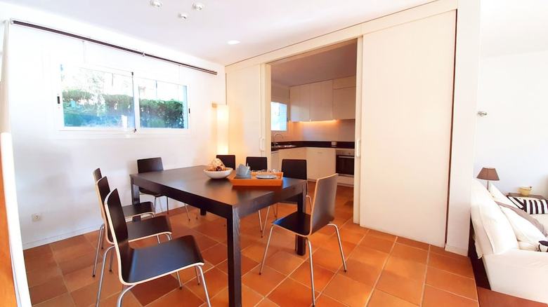 Villa - 4 Bedrooms With Pool And Wifi - 107985