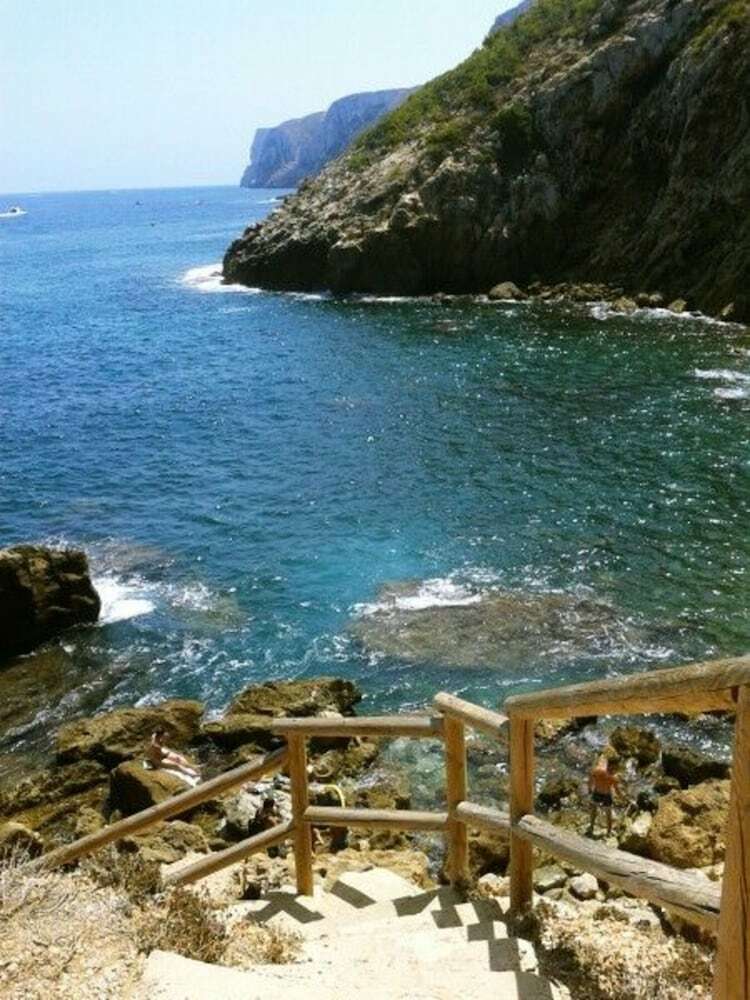 Charming 4-bed Villa In Denia