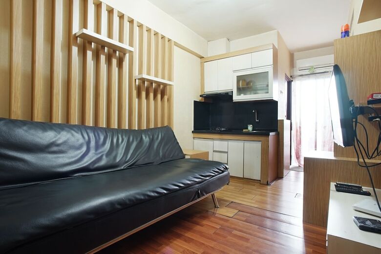 Hotel Apartment Gateway Cicadas By Homing Property