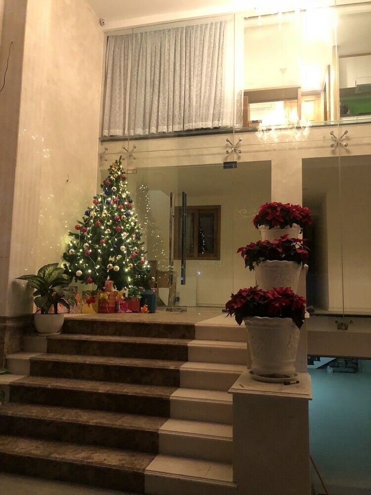Apartamentos Tropical House