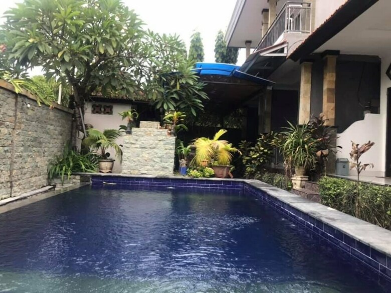 Hotel Widia Homestay