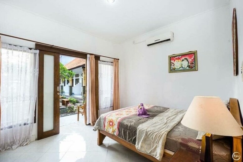Hotel Widia Homestay