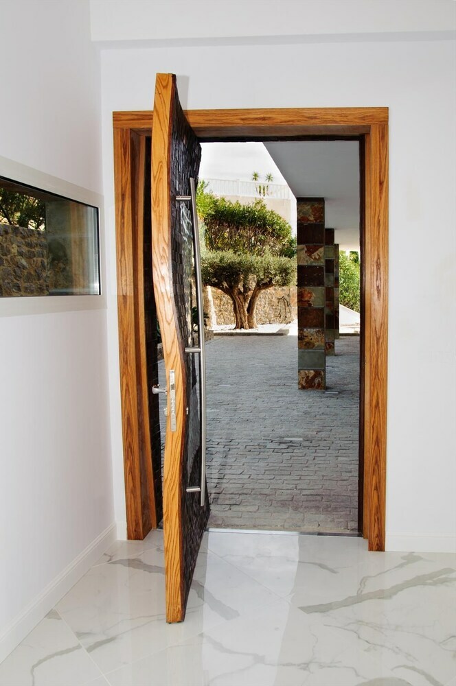 Luxury Modern Villa In Altea Hills, 6-bed