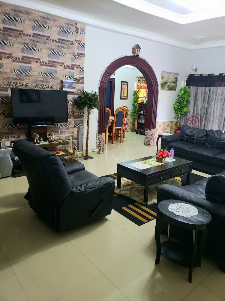 Classy Holiday Villas With Pool In Accra, Ghana
