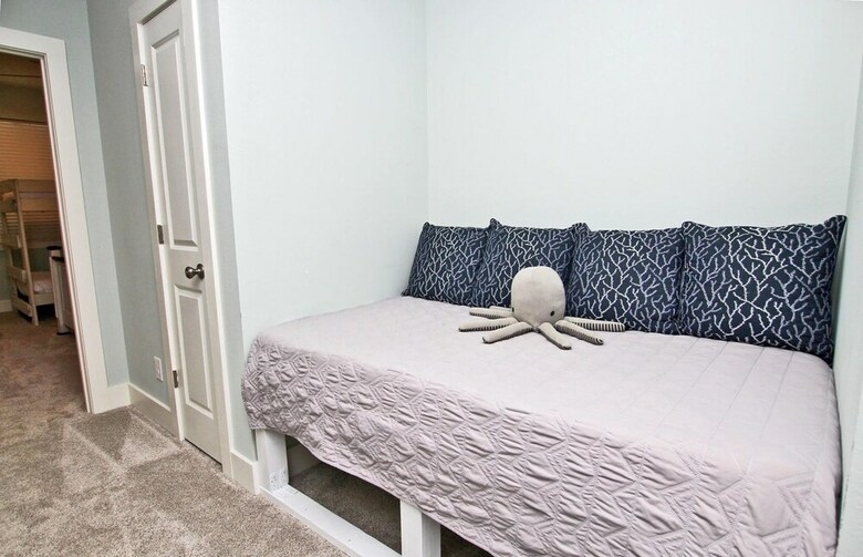 Nautical Breeze At Romeo Beach By Youngs Suncoast