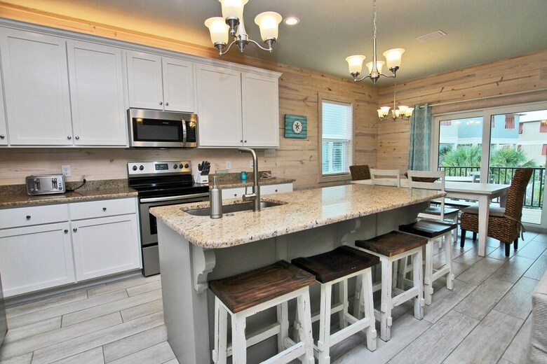 Nautical Breeze At Romeo Beach By Youngs Suncoast