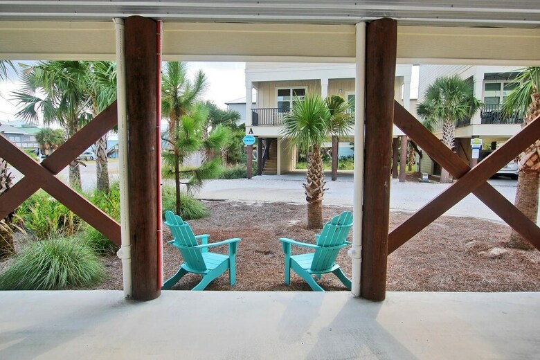 Nautical Breeze At Romeo Beach By Youngs Suncoast