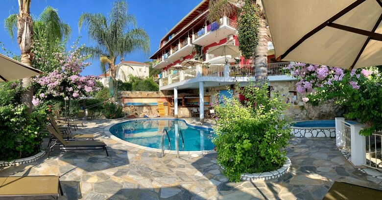 Apartamentos Filoxenia Sea & View