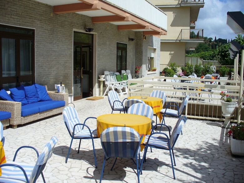 Hotel Gloria