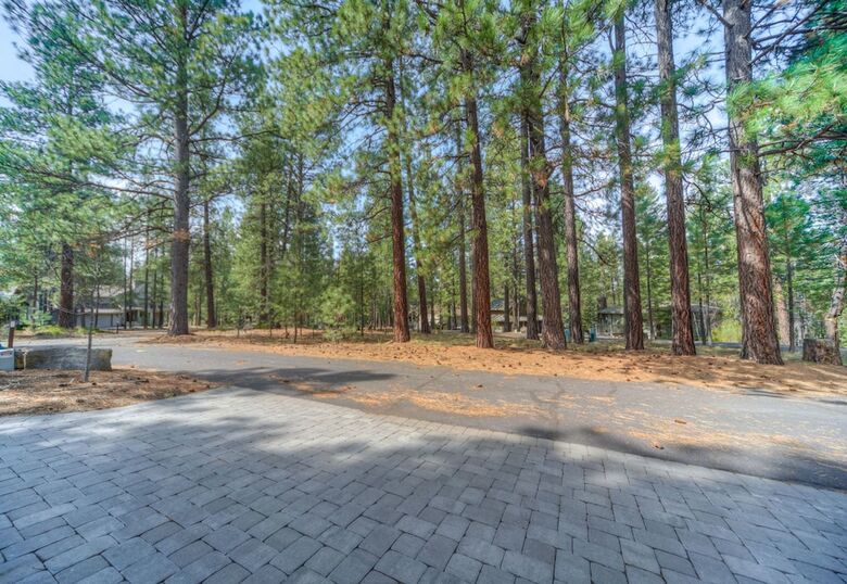 Quail Lane 11 By Village Properties At Sunriver