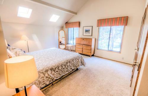 Towhee Lane 5 By Village Properties At Sunriver