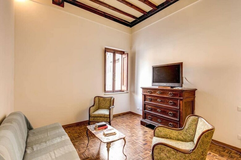 Apartment With 3 Bedrooms In Roma, With Wifi