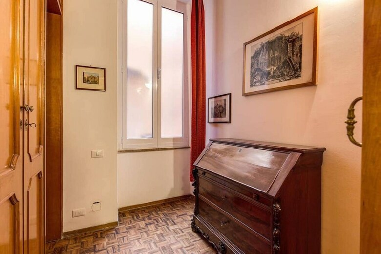 Apartment With 3 Bedrooms In Roma, With Wifi