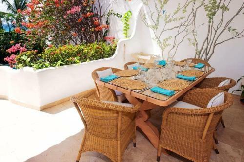 Villa Merlin Bay By Blue Sky Luxury