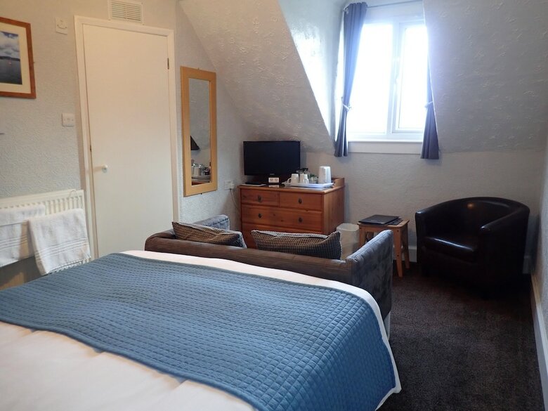 Hotel Hazeldene Guest House