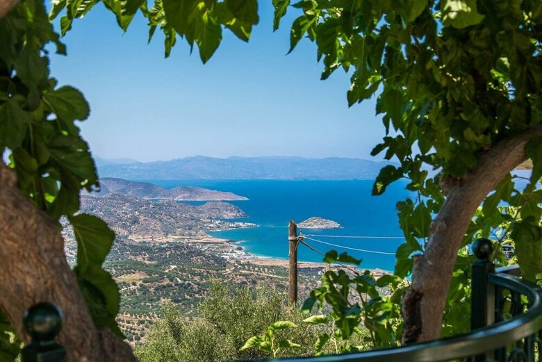 Agrilos House - Amazing Sea View - Sleeps 4