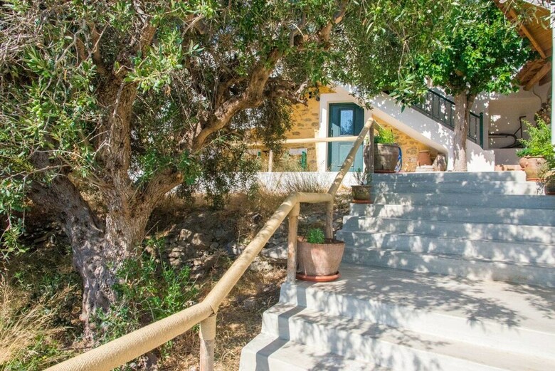 Agrilos House - Amazing Sea View - Sleeps 4