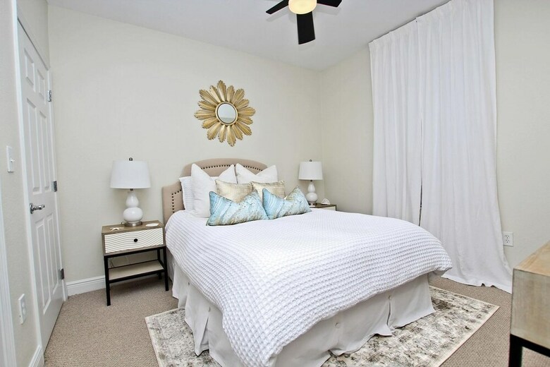 Crystal Tower By Youngs Suncoast
