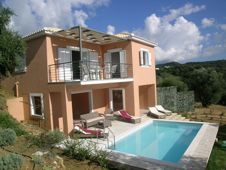 Schiza Houses