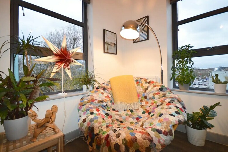 Apartamento Modern 2 Bedroom Flat In The Stylish Paintworks
