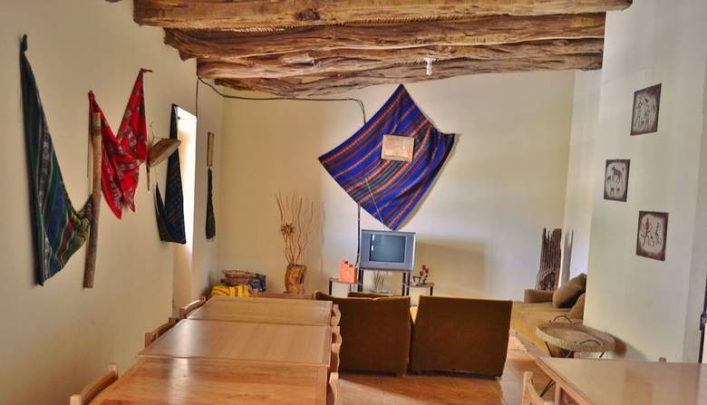 Inti & Killa Hostal