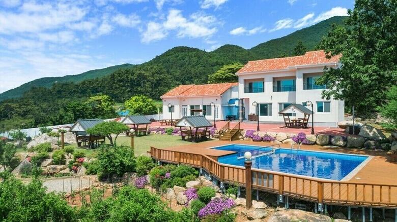 Apartamentos Famile Pension