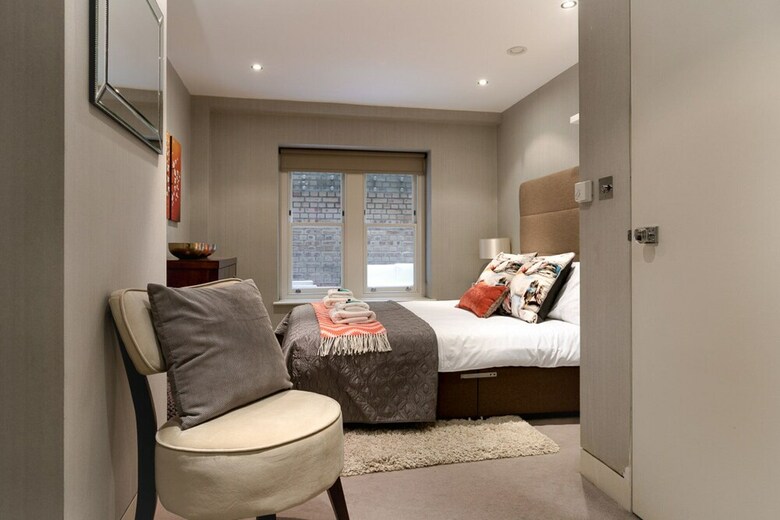 Buckingham Palace Apartment