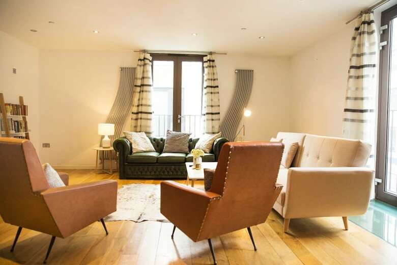 The Holborn Lights - Modern 3bdr Rooftop Terrace & Garage