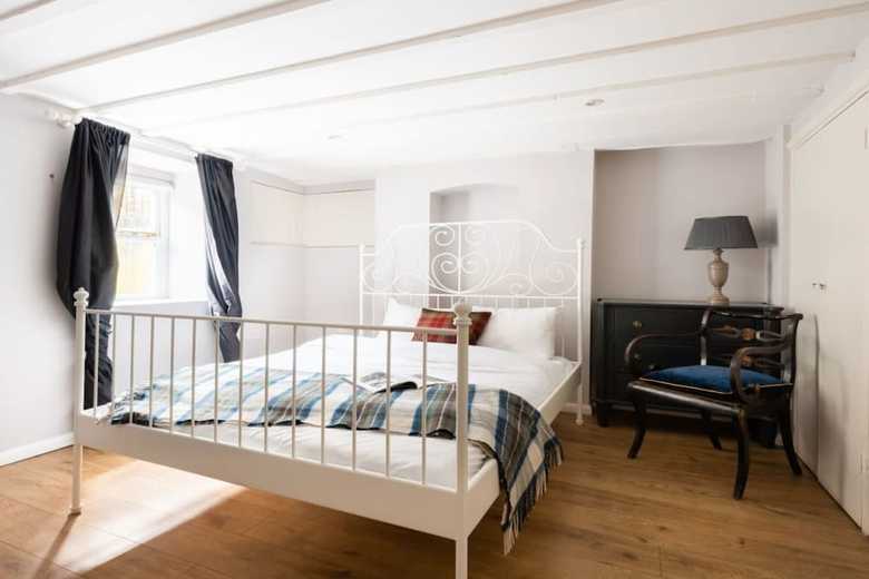The Writers Townhouse - Beautiful 4bdr In Jericho